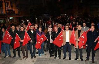 Lapseki’de fener alayı düzenlendi