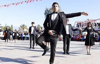 Manisa’nın ilçelerinde ’Cumhuriyet Bayramı’...