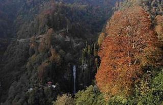 Maral Şelalesi sonbaharda doğa severlerin ilgi odağı