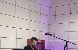 Marmaray İstasyonunu mesken tutan sevimli kedilerin...