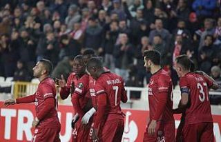 Max Gradel 4. golünü CFR Cluj’a attı