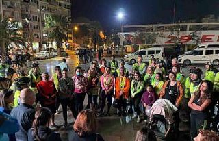 Meme kanserine dikkat çekmek için pedalladılar