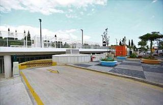 Menteşe Kent Meydanı açılışa hazırlanıyor