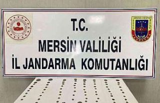 Mersin’de 80 bronz sikke ele geçirildi