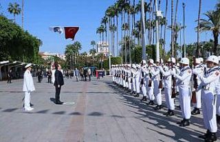 Mersin’de Cumhuriyet Bayramı kutlamaları çelenk...