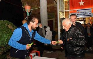 Mevlid Kandili’nde şekerler Bozüyük Belediyesi’nden