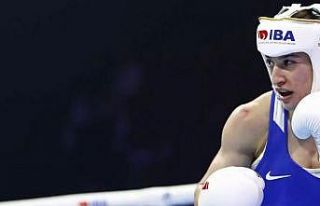 Milli sporcu Buse Naz Çakıroğlu’ndan altın madalya