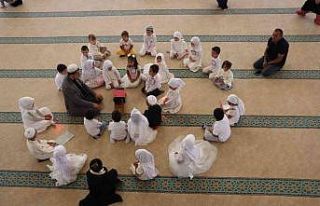 Minik öğrenciler için ‘Bed-i Besmele’ töreni...