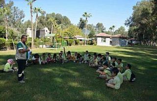 ’Minikbüs’ projesiyle öğrenciler geziyor, görüyor,...