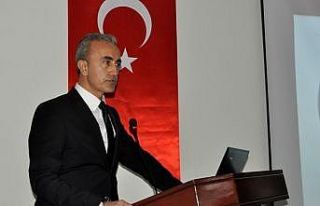 Müdür Çelik, 29 Ekim Cumhuriyet Bayramını kutladı