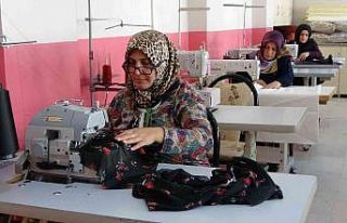 Muş’ta kadınlar devlet kursuyla meslek öğreniyor