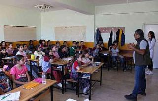 Muş’ta öğrenciler doğa koruma hakkında bilgilendiriliyor