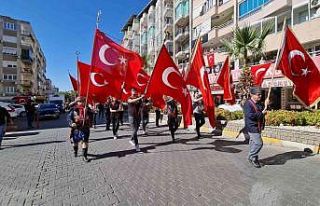 Nazilli’de Cumhuriyet coşkusu caddelere taştı