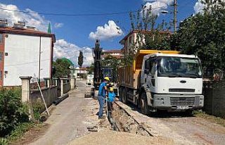 O mahallenin kanalizasyon hattı yenileniyor