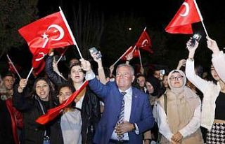 Öğrenciler cumhuriyet konseriyle coştu