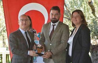 Öğrencilerden “Ayvalık Kıyılarından Öyküler”...