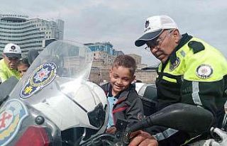 Öğrencilere uygulamalı trafik eğitimi