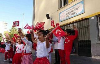 Okullarda ’Cumhuriyet’ coşkusu