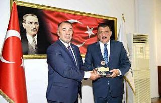 Öndeş’den başkan Gürkan’a ziyaret