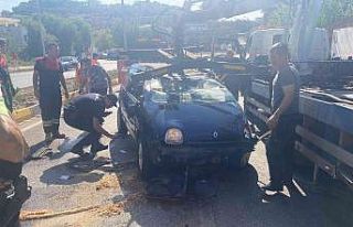 Otomobil sürücüsü ağır şekilde yaralandı