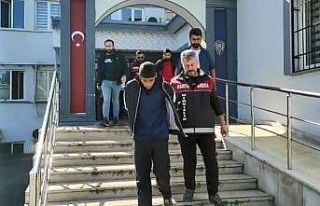 (Özel) Hırsızlar önce yatırlara dua etti, daha...