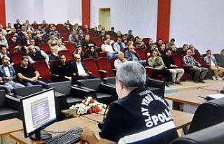 Polisten hizmet içi eğitim