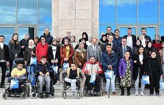 Rektör Çakmak’ın konuğu "Özel" öğrenciler