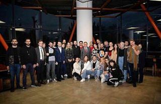 Rektör Kılavuz, misafir öğrencilerle buluştu