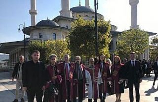 Rektör Sözbir akademik yıl açılış törenine...