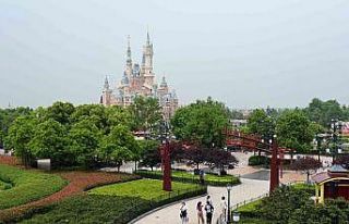 Şanghay’daki Disneyland’de son 1 yılda ikinci...