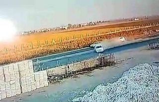 Şanlıurfa’da kaza anı kamerada: 4 yaralı