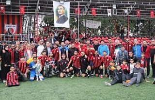 Sarayköyspor galibiyeti şehit madencilere armağan...