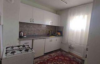 Sarız’da lojmanlar yenilenerek öğretmenlerin...