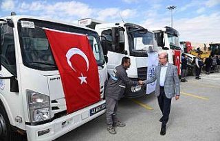 Selçuklu Belediyesi araç filosunu 94 yeni hizmet...