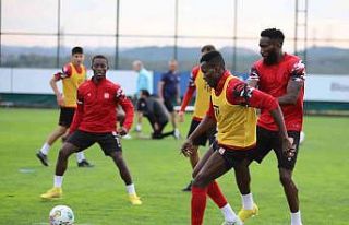 Sivasspor, Ballkani maçı hazırlıklarına başladı