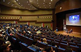 Sözbir öğrencilerle bir araya geldi