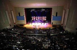 Talas Festivali’nde muhteşem Elif Buse Doğan konseri