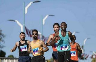 Tarsus Maratonu’nda 11 bin 624 kişi koştu