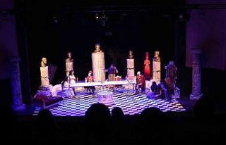 Tarsus Şehir Tiyatrosu ’Ezop’ oyunu ile Adana’da...