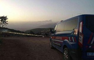 Tartıştığı eşini, çocuklarının gözü önünde...