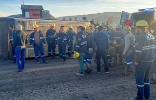 Tavşanlı’da kömür madeni işçilerini taşıyan...