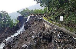 Tayvan’da 300 kişi dağda mahsur kaldı