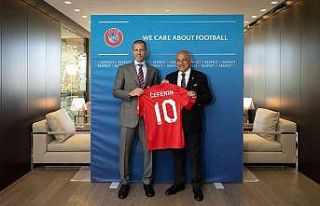 TFF Başkanı Mehmet Büyükekşi, Aleksander Ceferin’i...