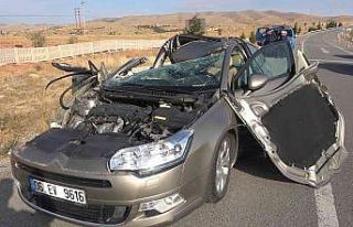 Traktör otomobil ile çarpıştı: 1 yaralı