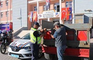 Traktör sahiplerine ’’Reflektör’’ uyarısı