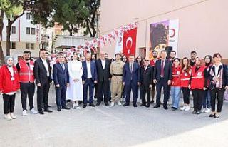 Türk Kızılay’dan Manisa’da İstiklal İlkokuluna...