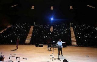 Türk müziğinin efsane şarkıları öğrenciler...