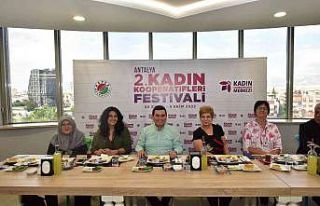 Tütüncü, kadın kooperatifleri ile bir araya geldi