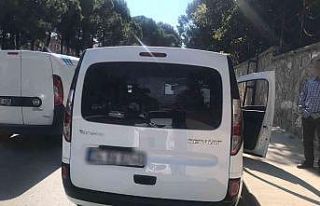 Ümraniye’de çakarlı araçla trafiğe çıkıp...