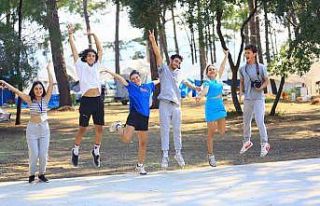 Üniversite öğrencilere Büyükşehir Belediyesi...